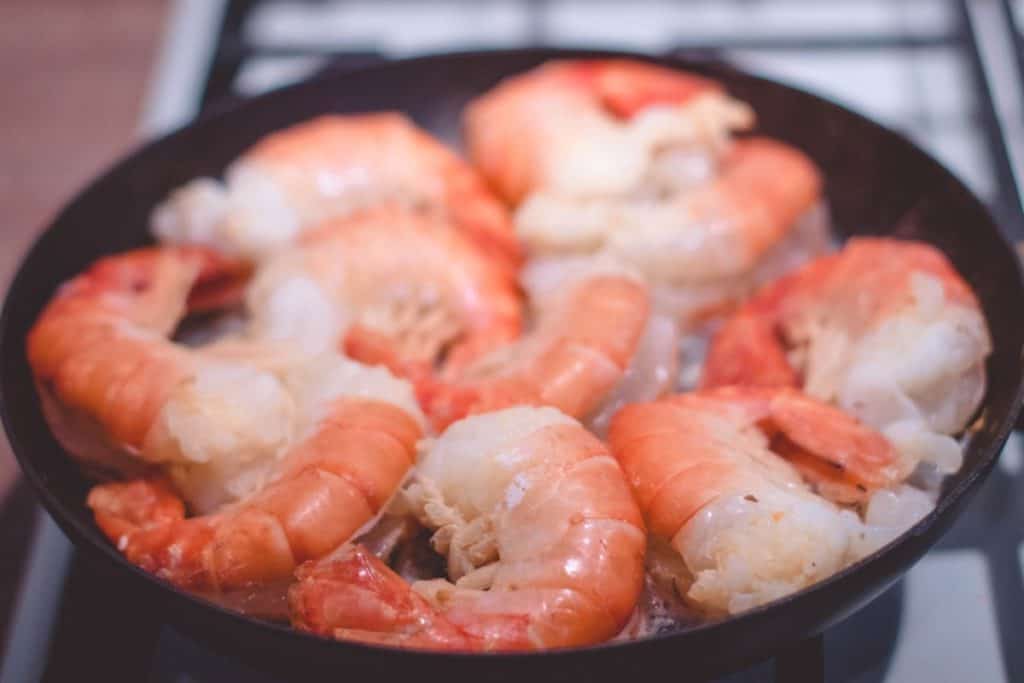 what-does-shrimp-meat-taste-like-shrimp-photo-2